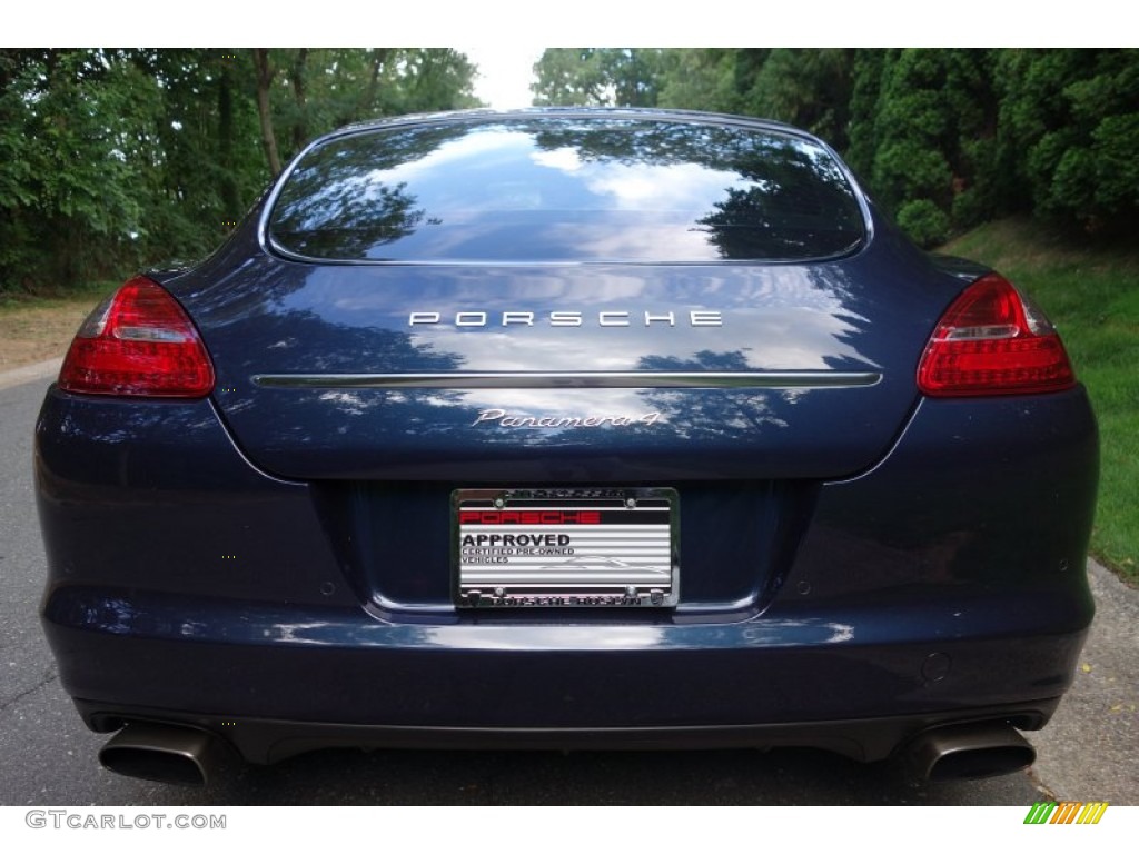 2011 Panamera 4 - Dark Blue Metallic / Black photo #5