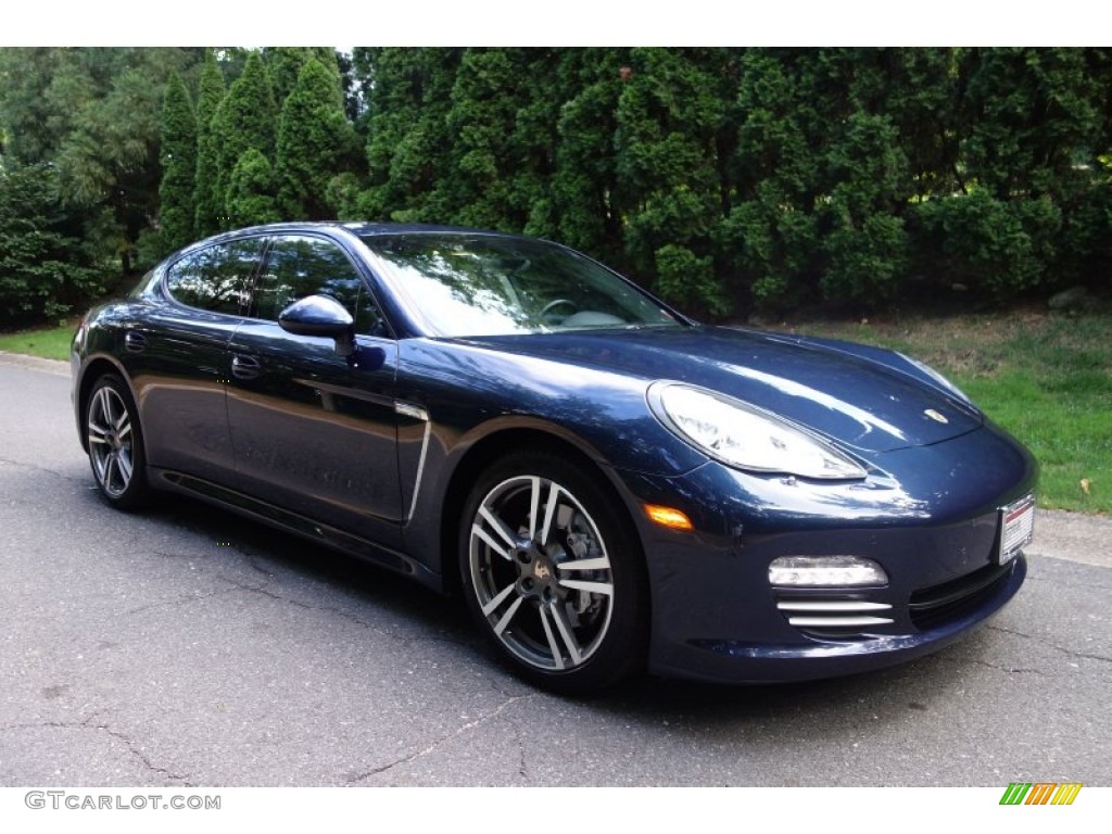 2011 Panamera 4 - Dark Blue Metallic / Black photo #6