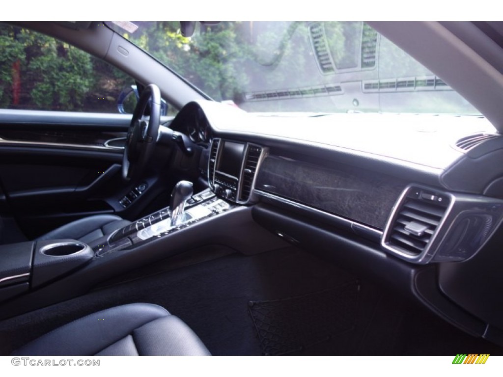2011 Panamera 4 - Dark Blue Metallic / Black photo #19