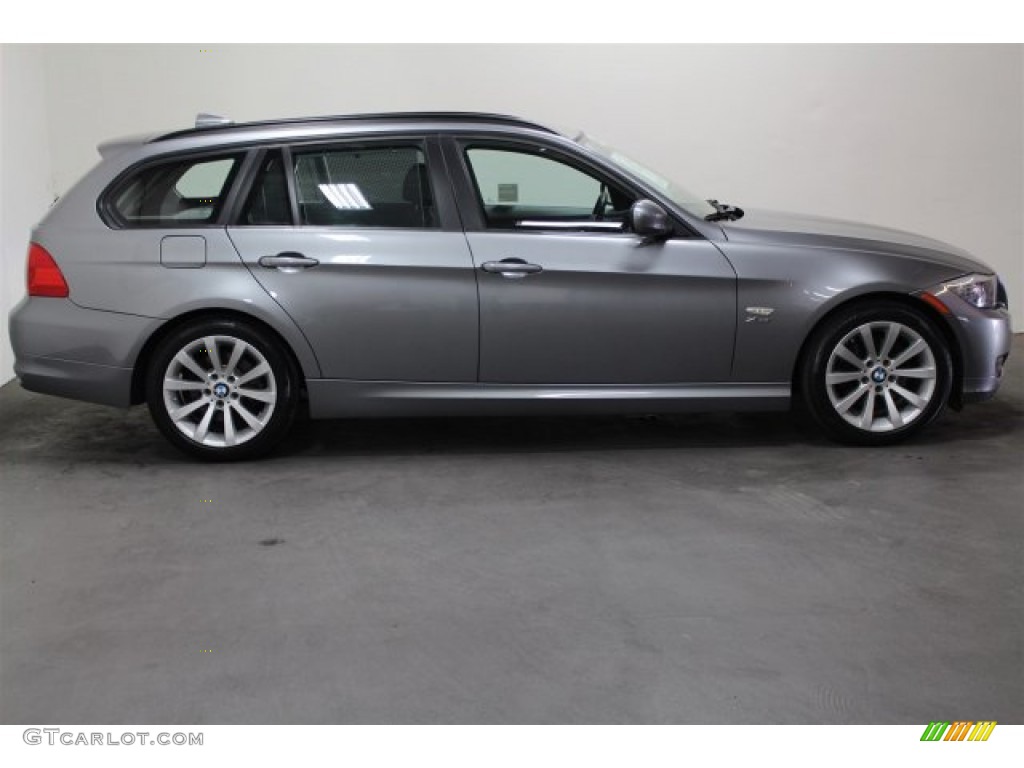 2011 3 Series 328i xDrive Sports Wagon - Space Gray Metallic / Gray Dakota Leather photo #2