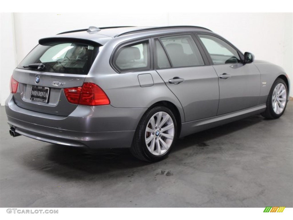 2011 3 Series 328i xDrive Sports Wagon - Space Gray Metallic / Gray Dakota Leather photo #4