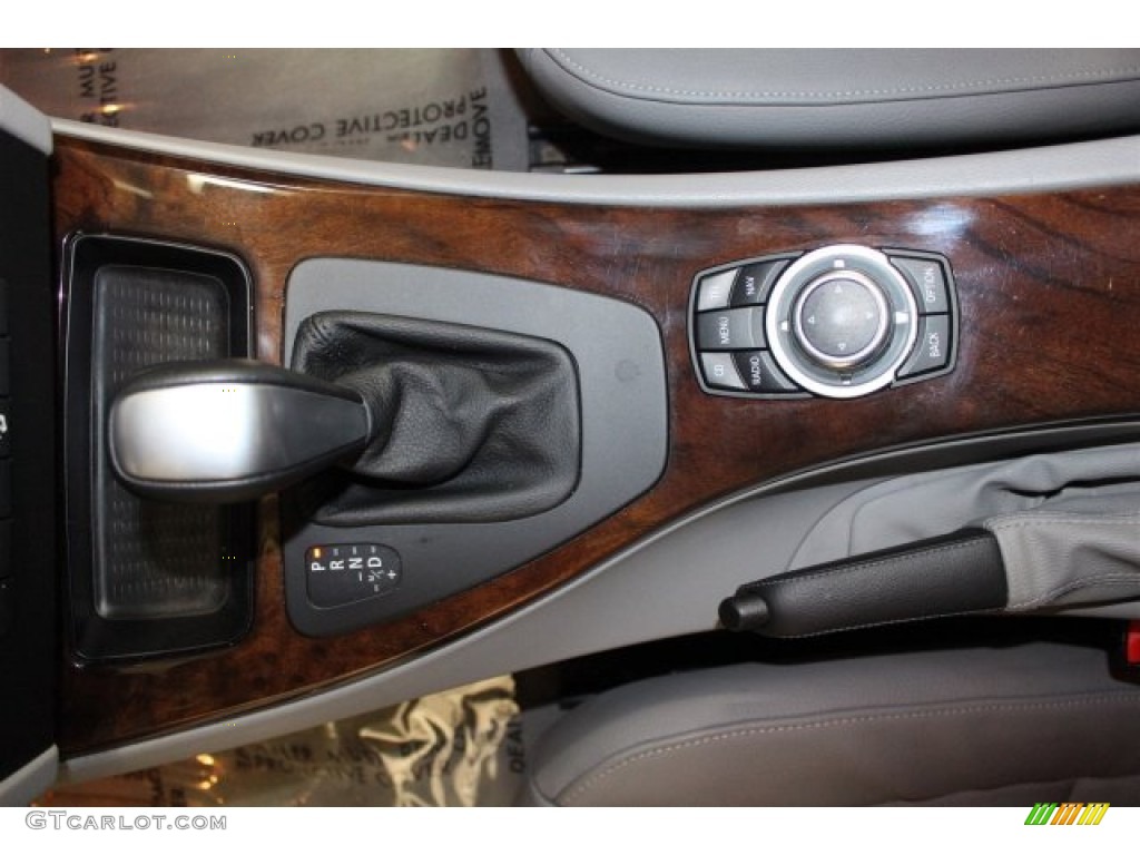 2011 3 Series 328i xDrive Sports Wagon - Space Gray Metallic / Gray Dakota Leather photo #10