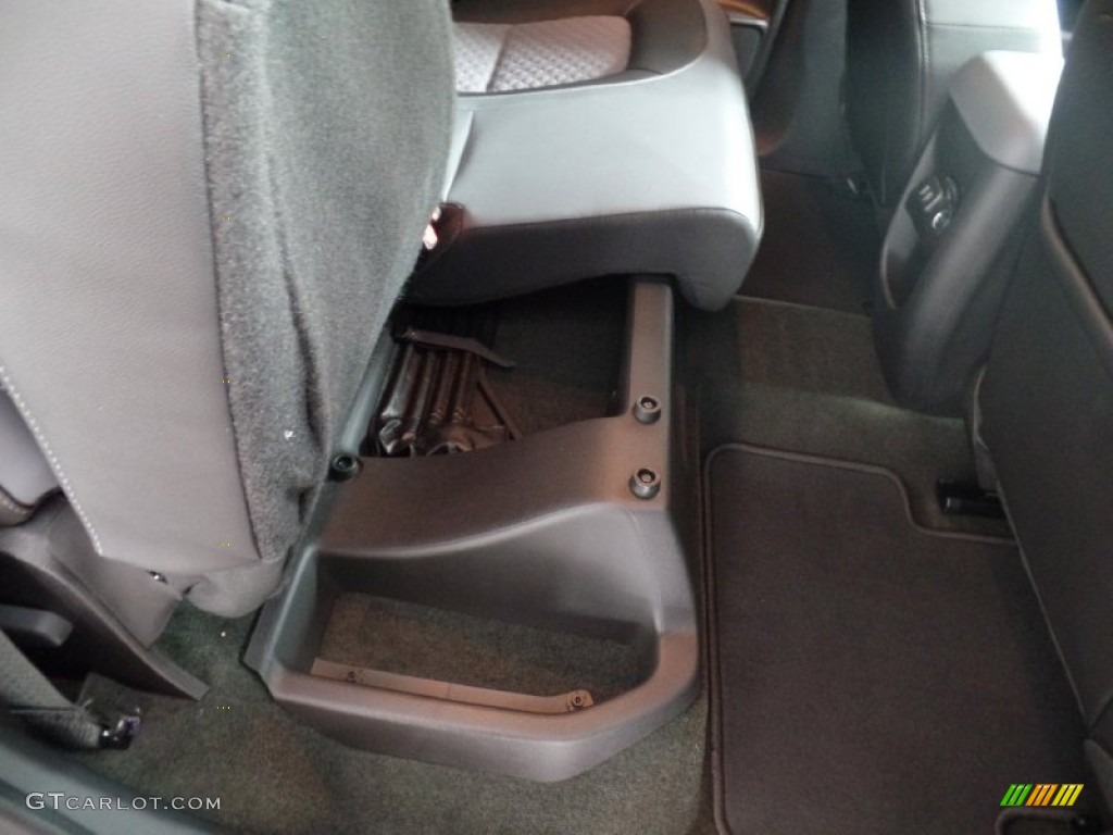 2016 Chevrolet Colorado Z71 Crew Cab 4x4 Rear Seat Photo #106536664