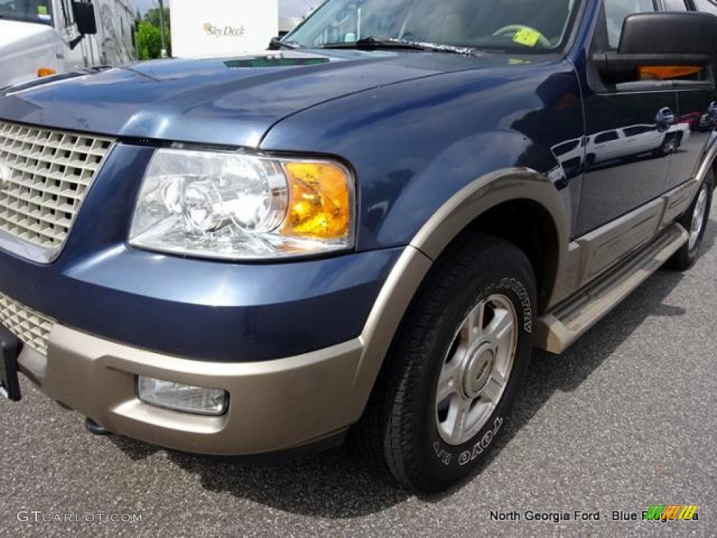 2003 Expedition Eddie Bauer 4x4 - Medium Wedgewood Blue Metallic / Medium Parchment photo #37