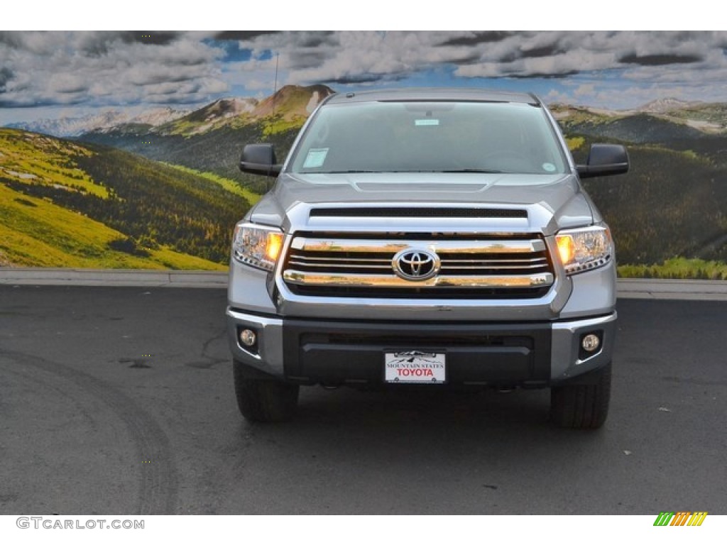 2016 Tundra SR5 CrewMax 4x4 - Silver Sky Metallic / Graphite photo #2