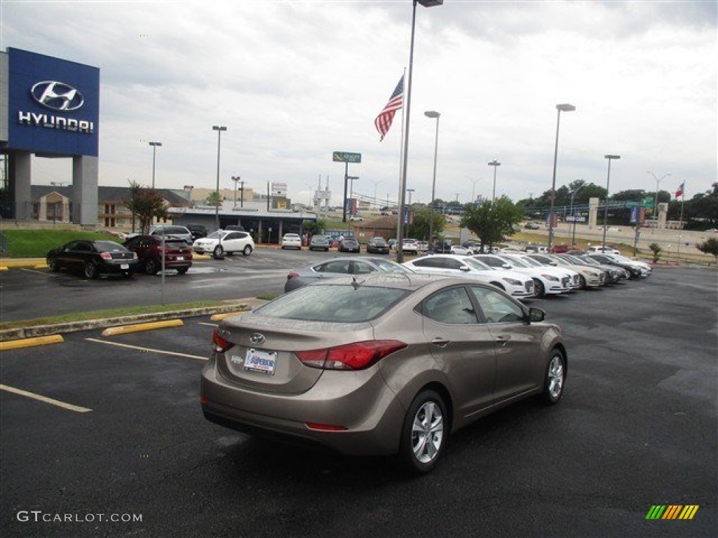 2016 Elantra Value Edition - Desert Bronze / Beige photo #7