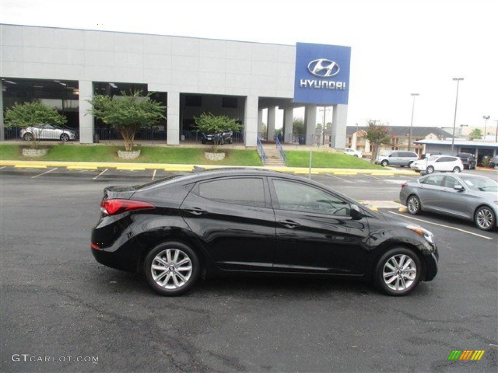 2016 Elantra SE - Phantom Black / Beige photo #8