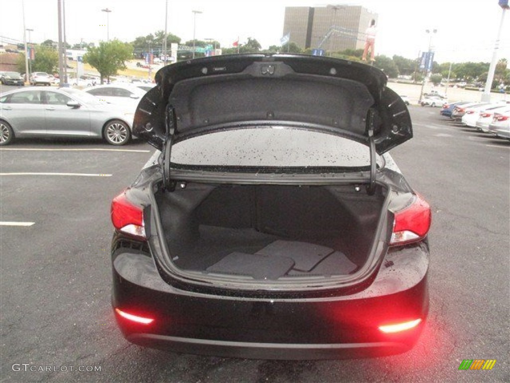 2016 Elantra SE - Phantom Black / Beige photo #9