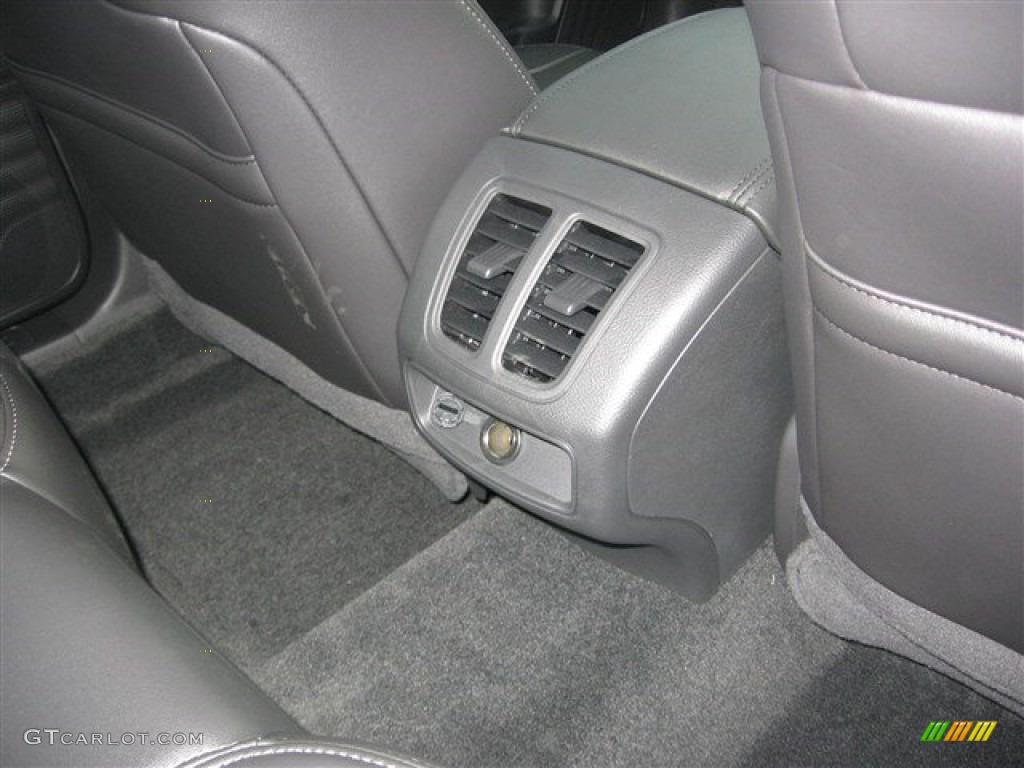 2015 Taurus SEL - Magnetic Metallic / Charcoal Black photo #16