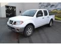 Avalanche White - Frontier SE Crew Cab 4x4 Photo No. 5