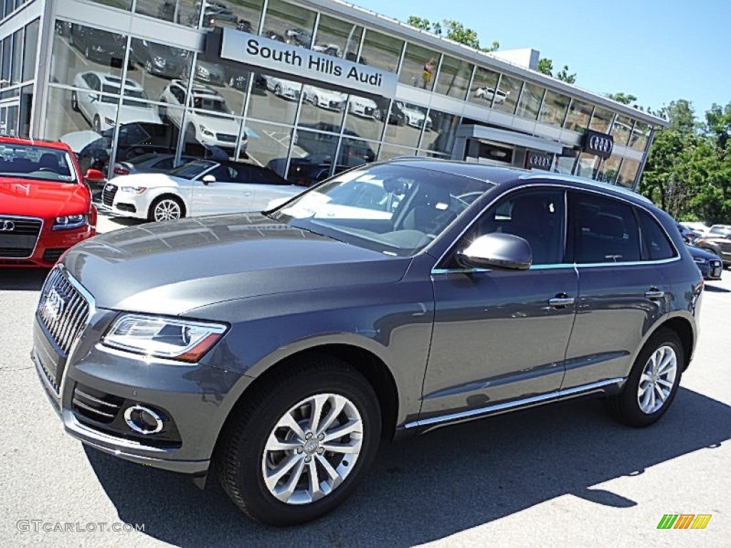 Audi Q5 Daytona Grey Pearl AUDI Q5