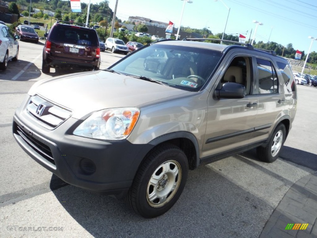 Sahara Sand Metallic 2005 Honda CR-V LX 4WD Exterior Photo #106552198