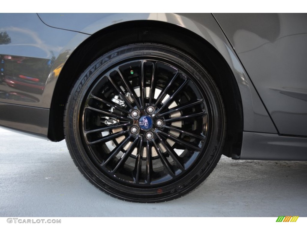 2016 Ford Fusion SE Wheel Photo #106553647