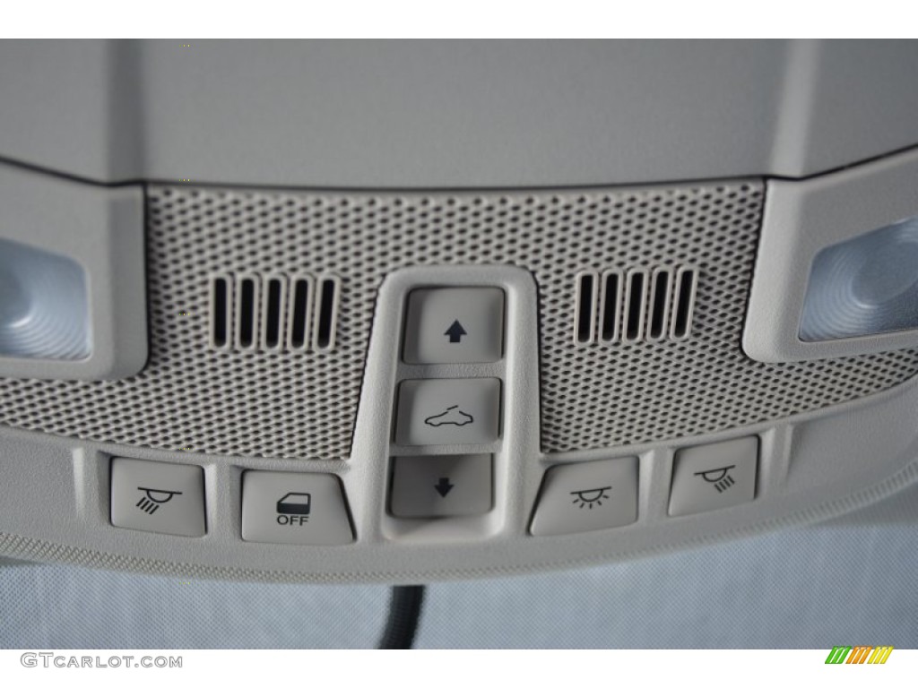2016 Fusion SE - Magnetic Metallic / Charcoal Black photo #22