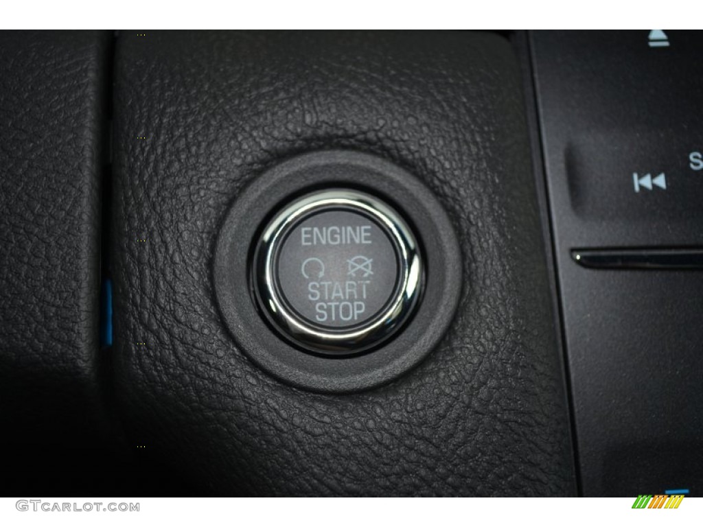 2015 Taurus SEL - Magnetic Metallic / Charcoal Black photo #22
