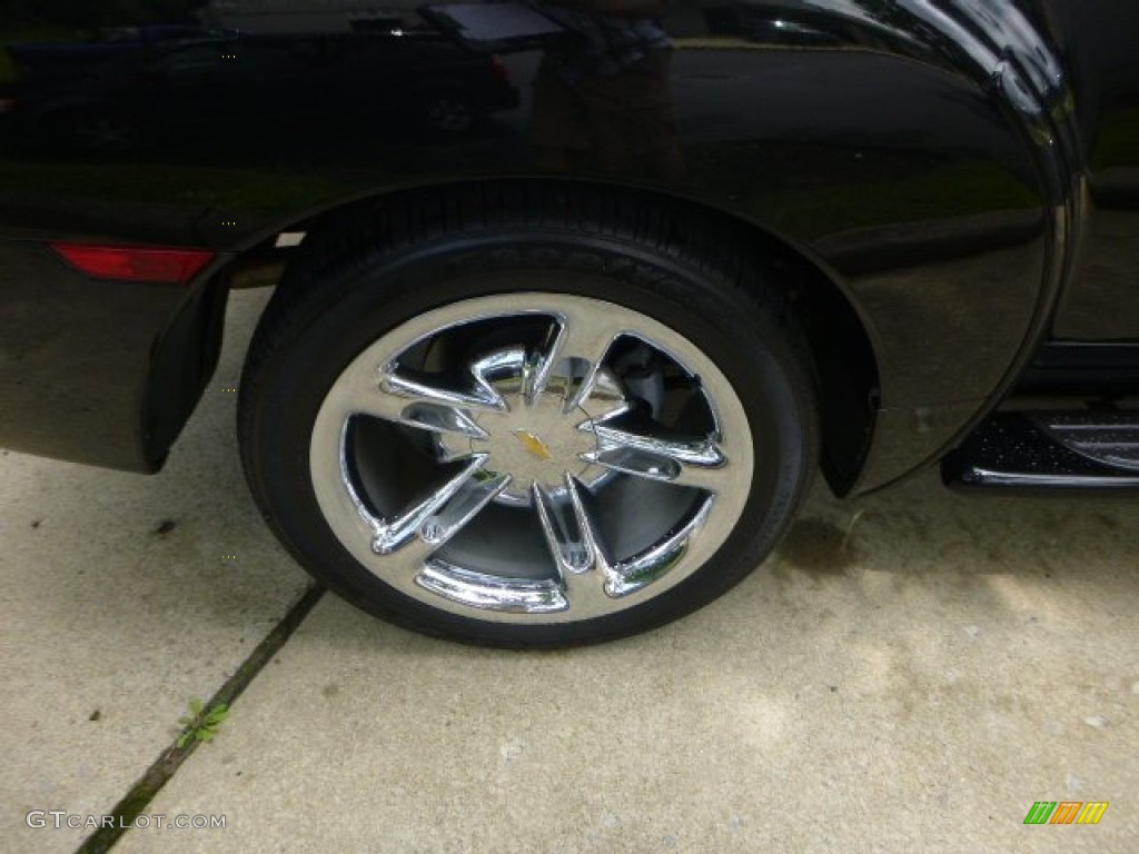 2005 Chevrolet SSR Standard SSR Model Wheel Photos
