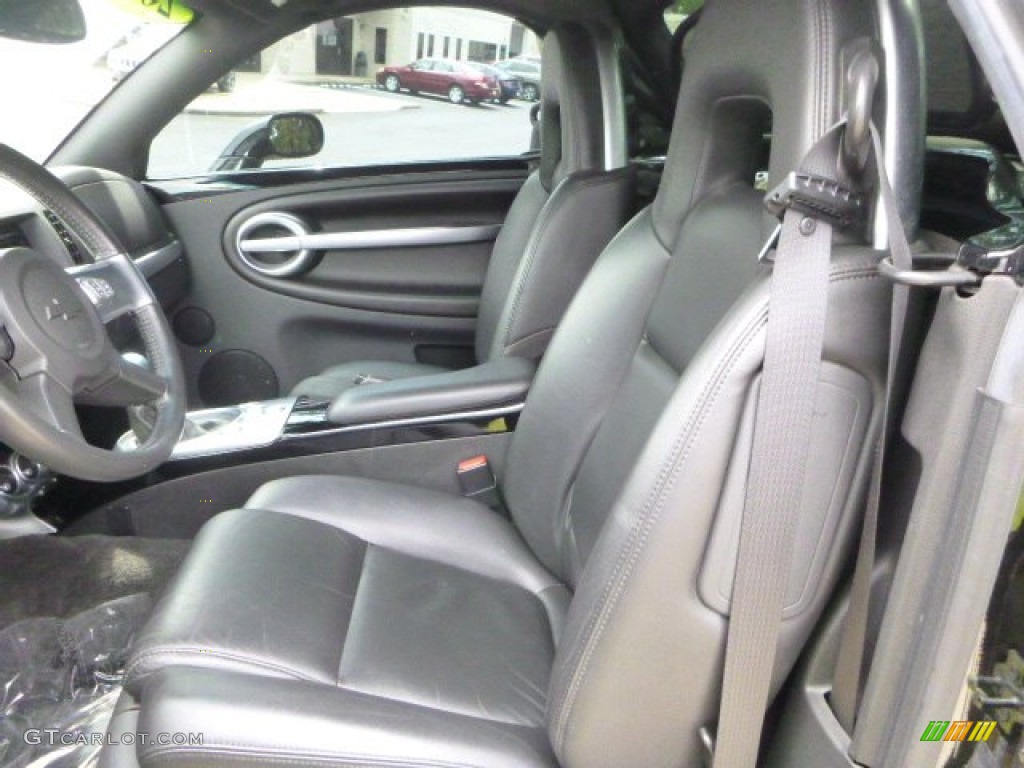 2005 Chevrolet SSR Standard SSR Model Front Seat Photos