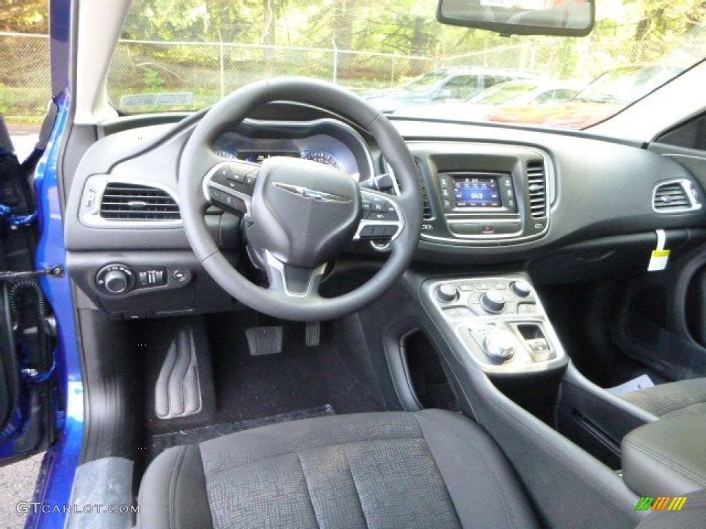 Black Interior 2016 Chrysler 200 Limited Photo #106556351