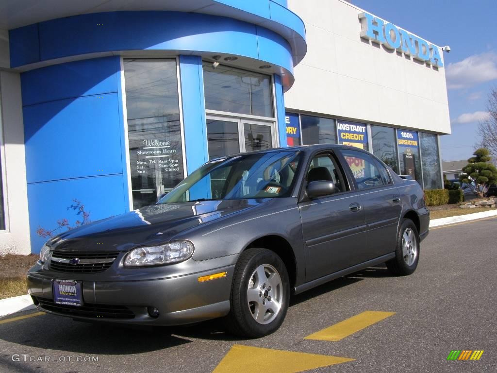 Medium Gray Metallic Chevrolet Malibu