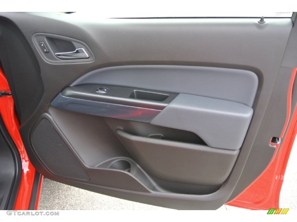 2016 Chevrolet Colorado Z71 Crew Cab Door Panel Photos