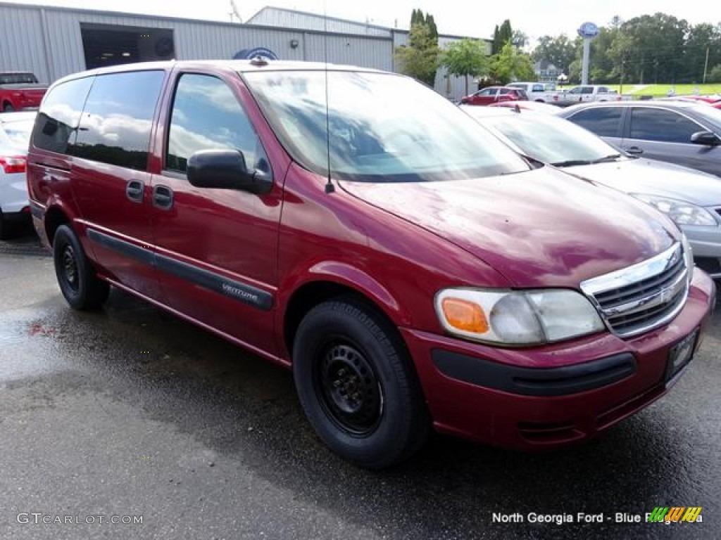 2005 Venture LS - Sport Red Metallic / Medium Gray photo #2