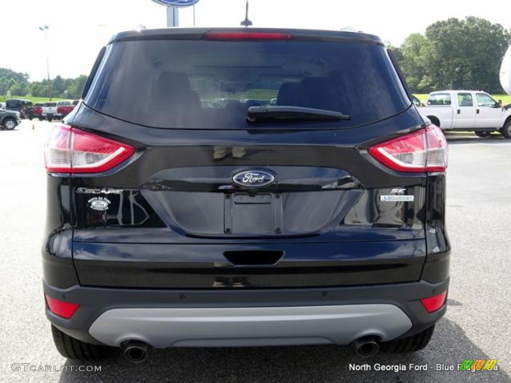 2015 Escape SE - Tuxedo Black Metallic / Medium Light Stone photo #4