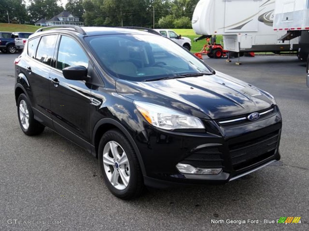 2015 Escape SE - Tuxedo Black Metallic / Medium Light Stone photo #7