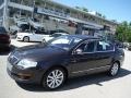 2010 Mocha Anthracite Metallic Volkswagen Passat Komfort Sedan #106539282