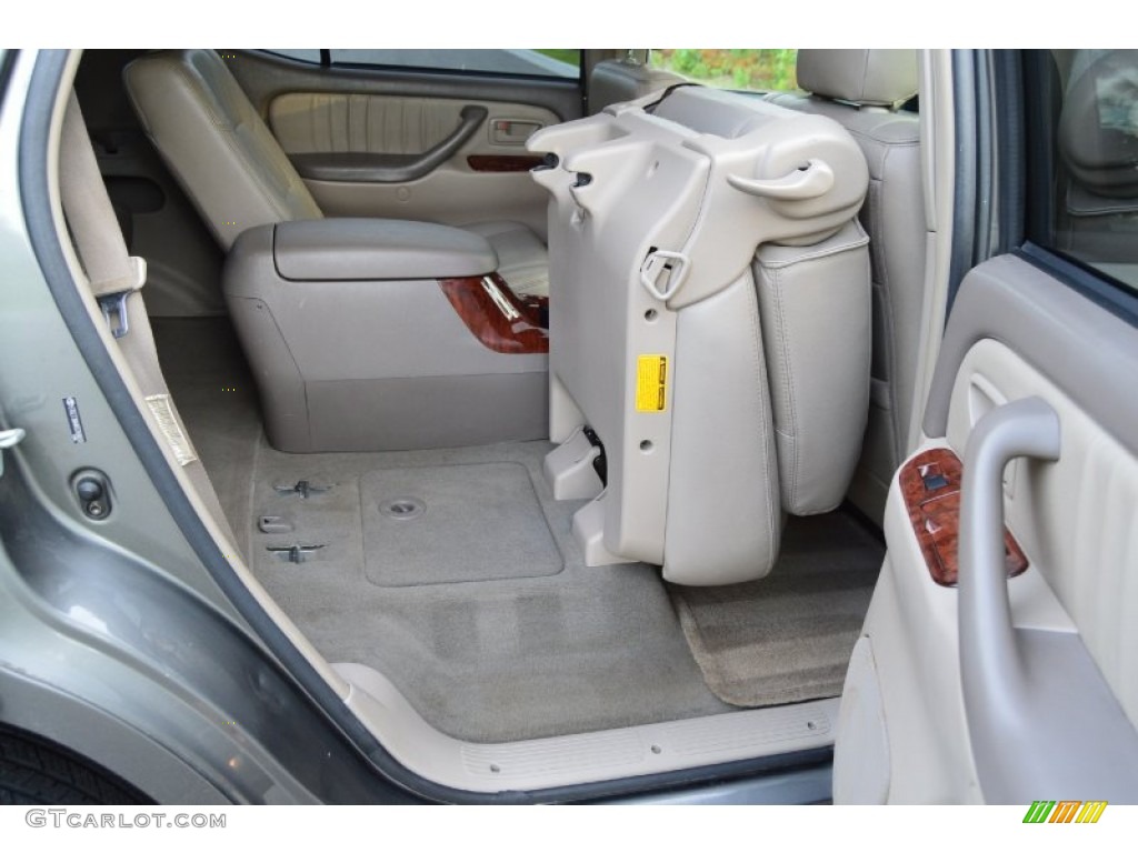 2006 Toyota Sequoia Limited Rear Seat Photos