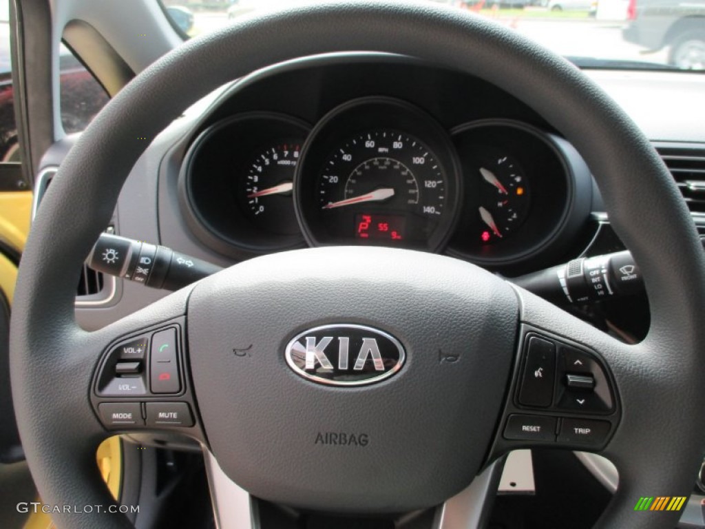 2016 Kia Rio LX Sedan Black Steering Wheel Photo #106573385