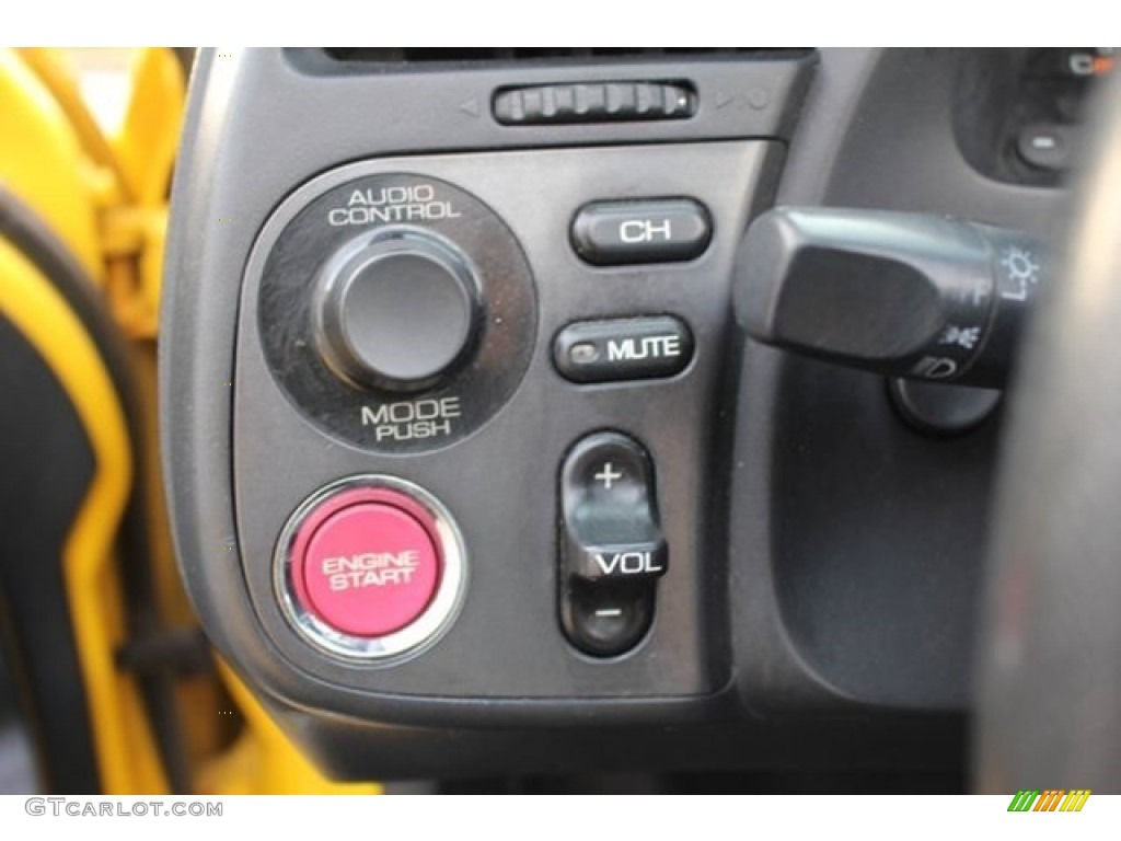 2001 Honda S2000 Roadster Controls Photo #106576071