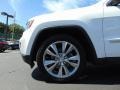 2013 Bright White Jeep Grand Cherokee Laredo 4x4  photo #11
