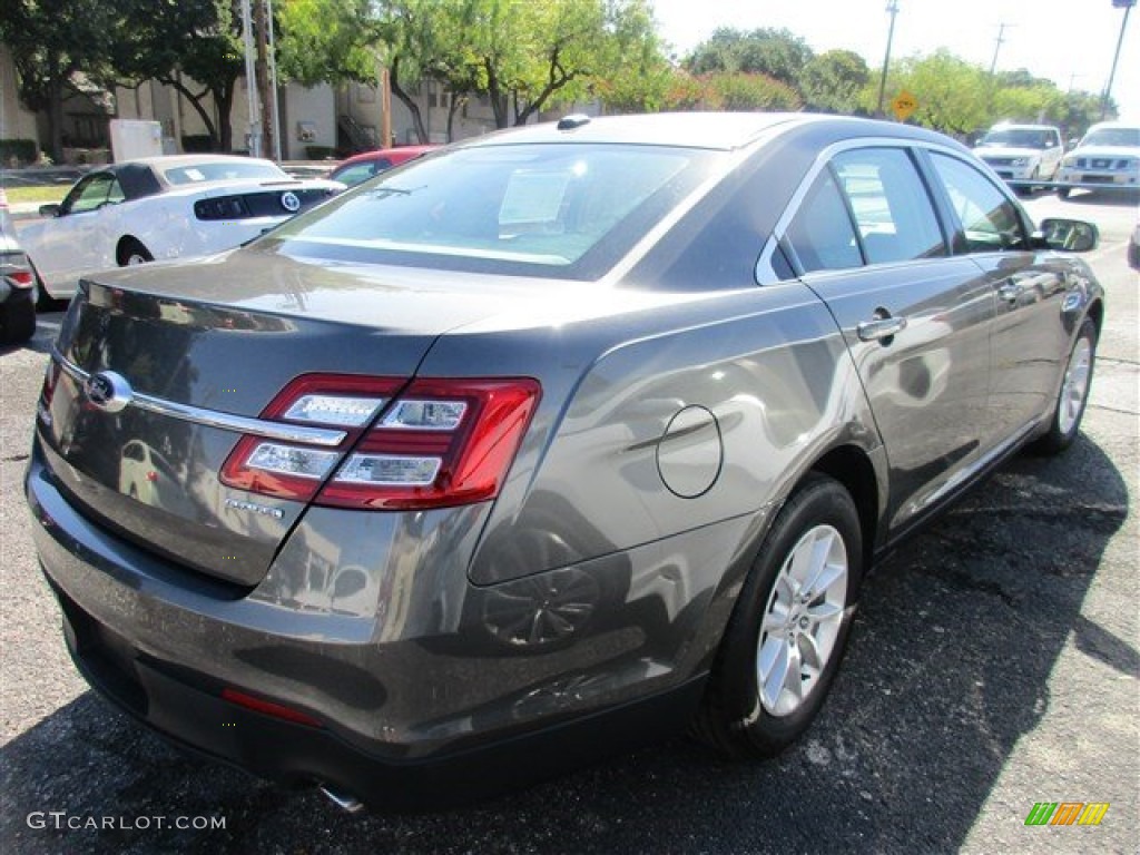 2015 Taurus SE - Magnetic Metallic / Dune photo #6