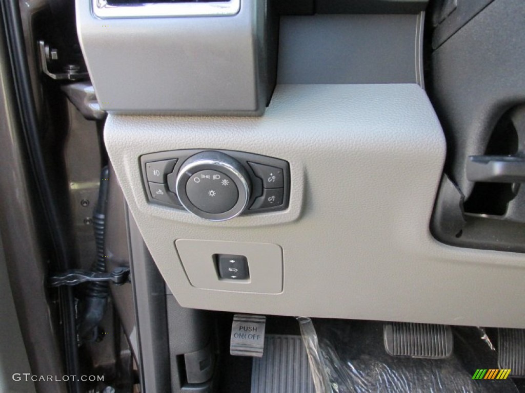 2015 F150 XLT SuperCrew - Caribou Metallic / Medium Earth Gray photo #33