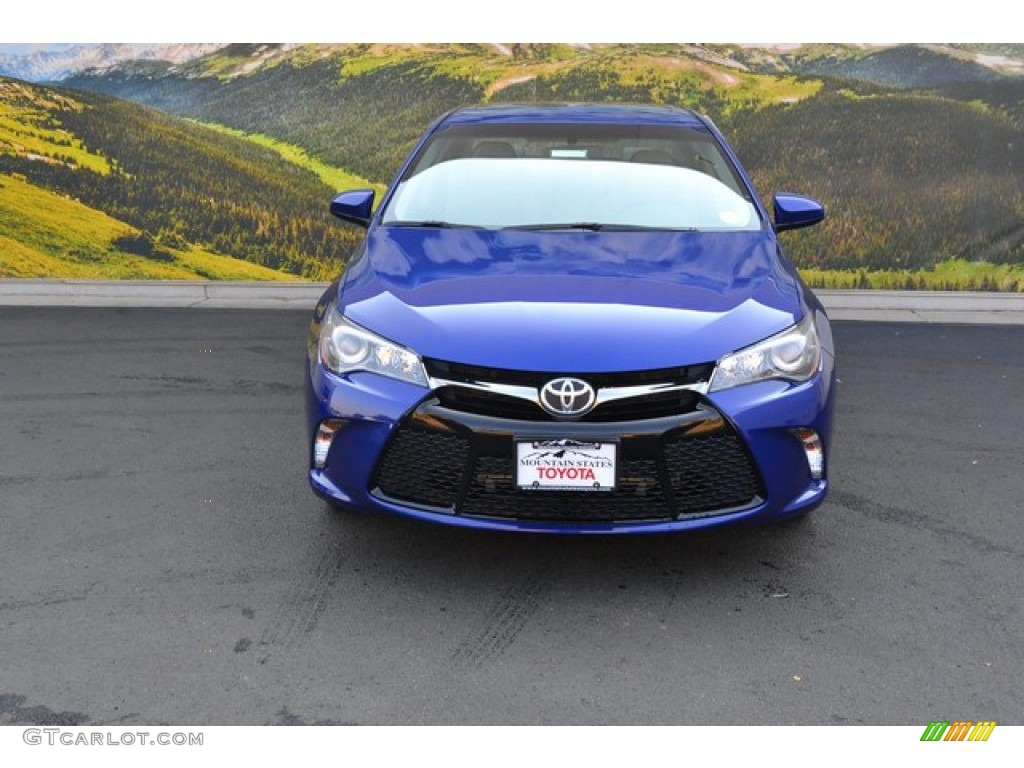 2016 Camry SE - Blue Crush Metallic / Ash photo #2