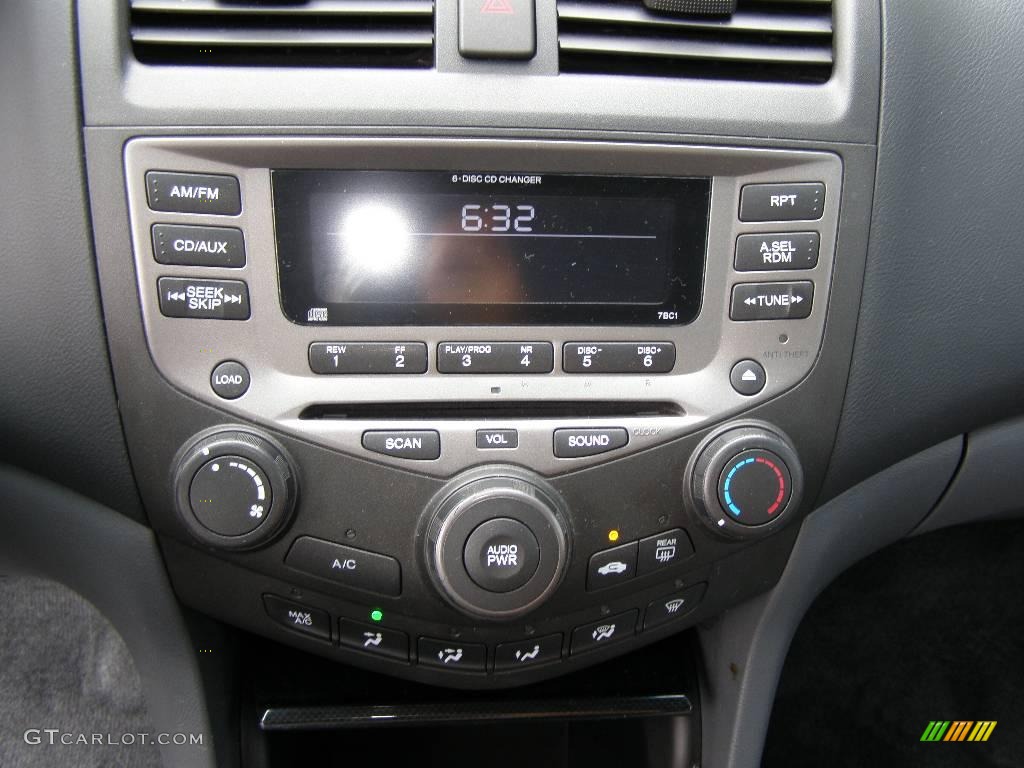2006 Accord SE Sedan - Royal Blue Pearl / Gray photo #11