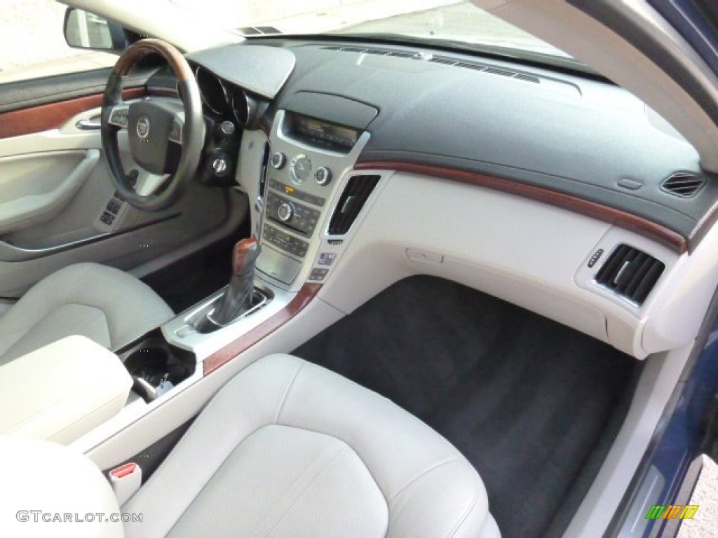 2009 CTS 4 AWD Sedan - Blue Diamond Tri-Coat / Cashmere/Cocoa photo #11