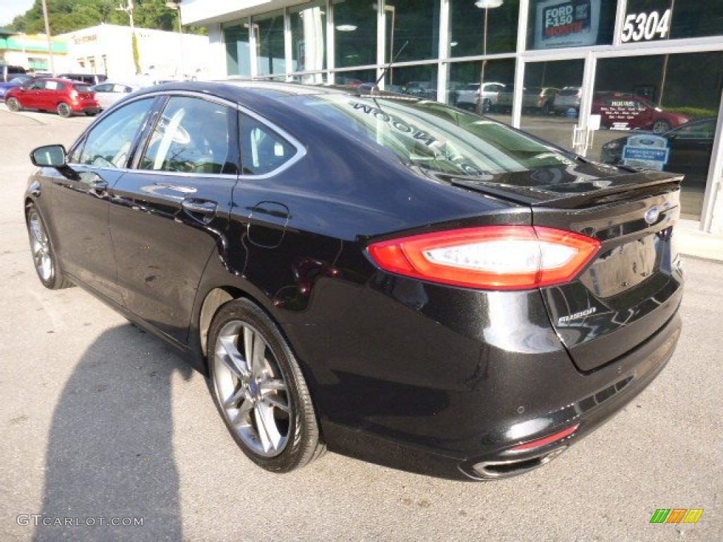 2013 Fusion Titanium - Tuxedo Black Metallic / Charcoal Black photo #8