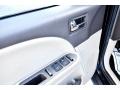 Black Clearcoat - Taurus SEL Photo No. 48