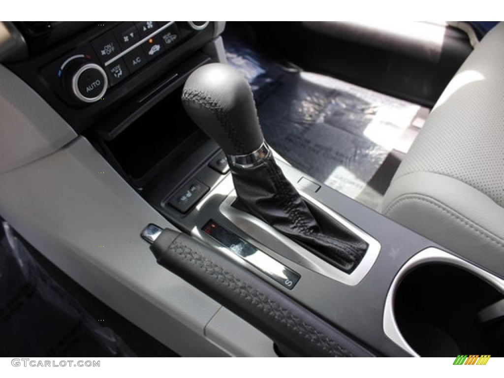 2016 Acura ILX Technology Transmission Photos