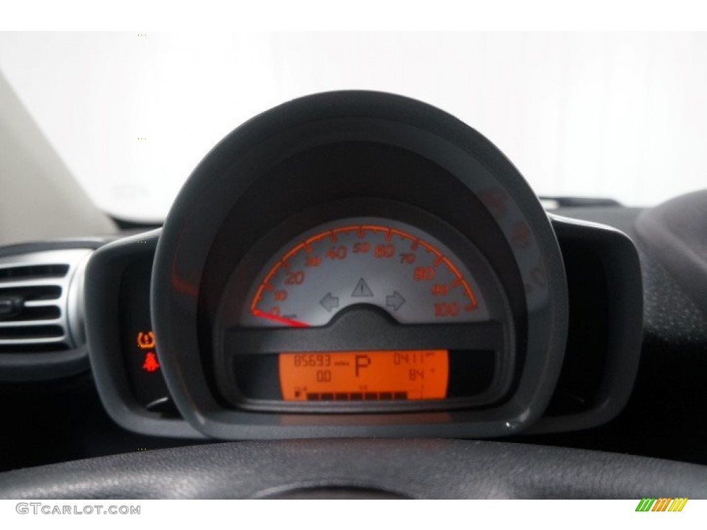 2009 fortwo passion cabriolet - Deep Black / Design Beige photo #31