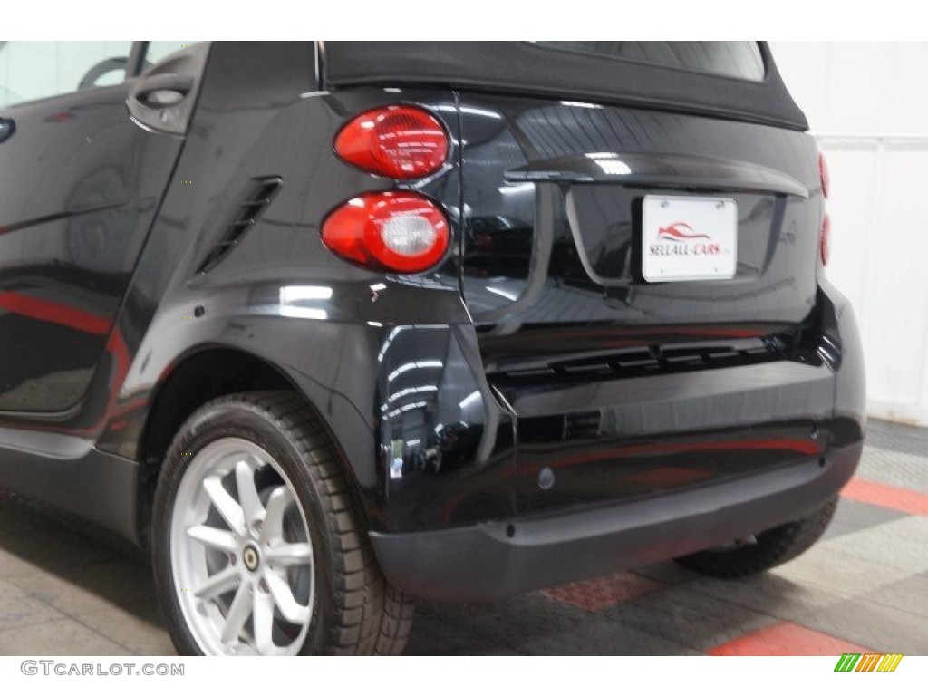 2009 fortwo passion cabriolet - Deep Black / Design Beige photo #49