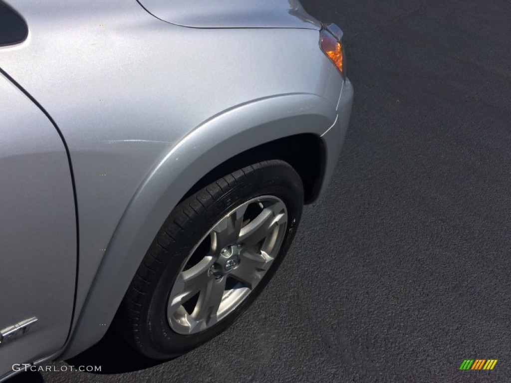 2009 RAV4 Sport 4WD - Classic Silver Metallic / Dark Charcoal photo #29