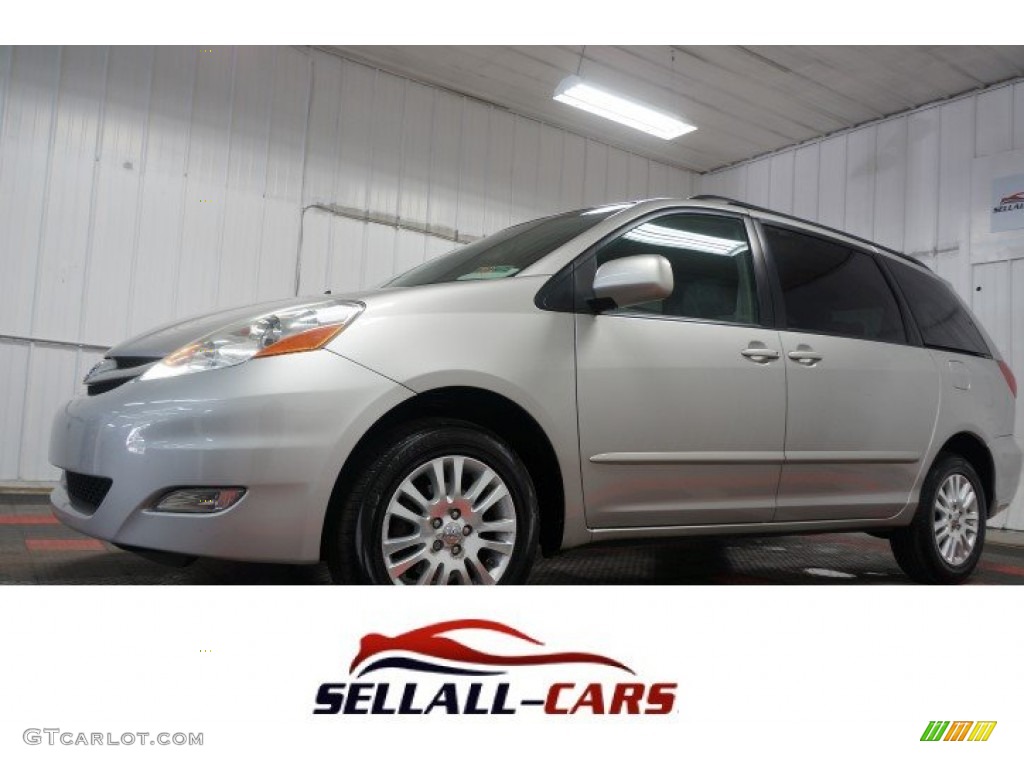 2007 Sienna XLE AWD - Silver Shadow Pearl / Stone photo #1