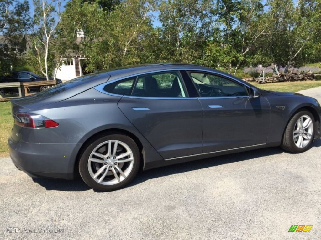 Grey Metallic 2013 Tesla Model S Standard Model S Model Exterior Photo #106621291
