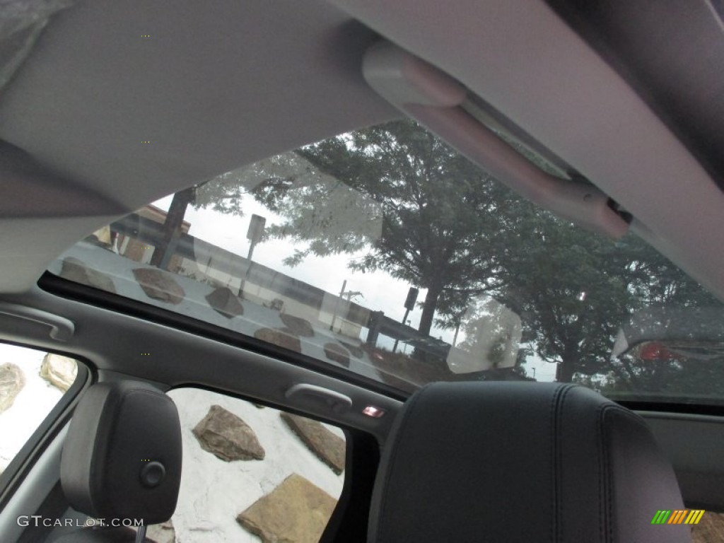 2016 Land Rover Discovery Sport HSE 4WD Sunroof Photos