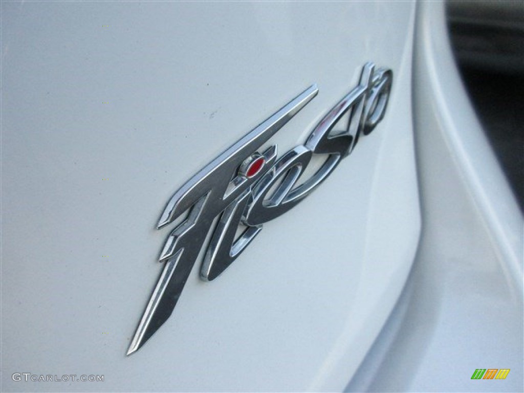 2015 Fiesta Titanium Sedan - Oxford White / Charcoal Black photo #6
