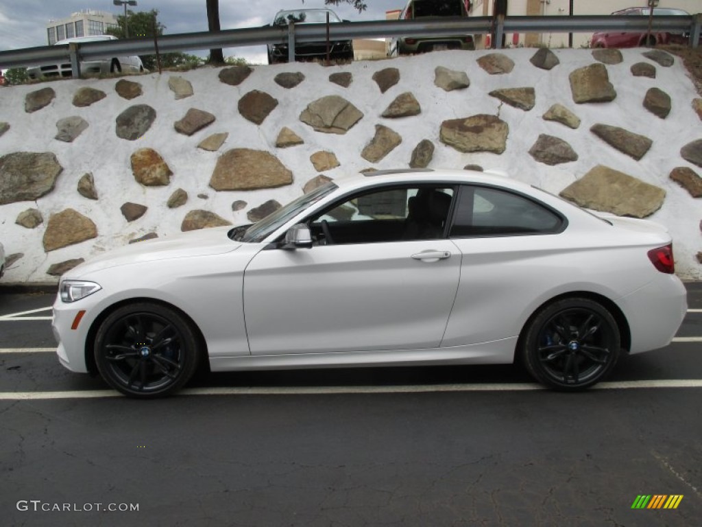 2016 M235i xDrive Coupe - Alpine White / Black photo #2