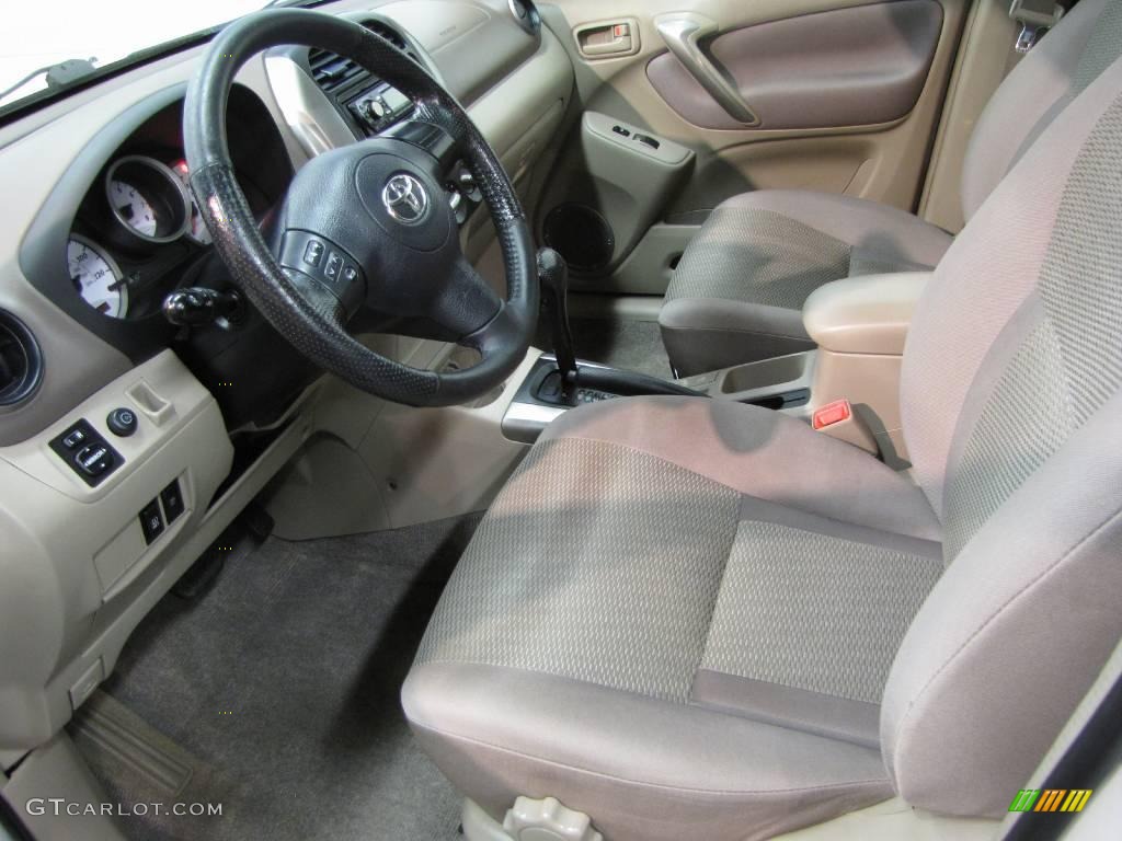 2004 RAV4  - Super White / Taupe photo #17