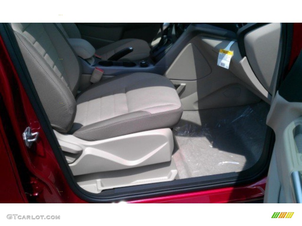 2016 Escape SE - Ruby Red Metallic / Medium Light Stone photo #18